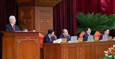 Tổng Bí thư Nguyễn Phú Trọng phát biểu khai mạc Hội nghị Trung ương 6, khóa XIII