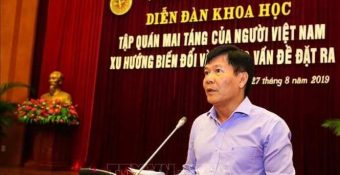 Tổng biên tập Báo Quốc Tế bình luận về chuyến công du vô tích sự của Bộ trưởng Nguyễn Chí Dũng và GS Nguyễn Quang Thuấn…
